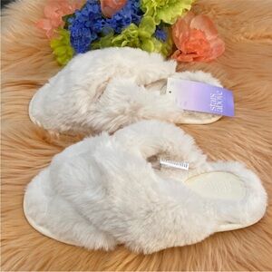 Faux Fur Fluffy Slip On Slippers Slides Sz SML 5/6 Off White NEW!